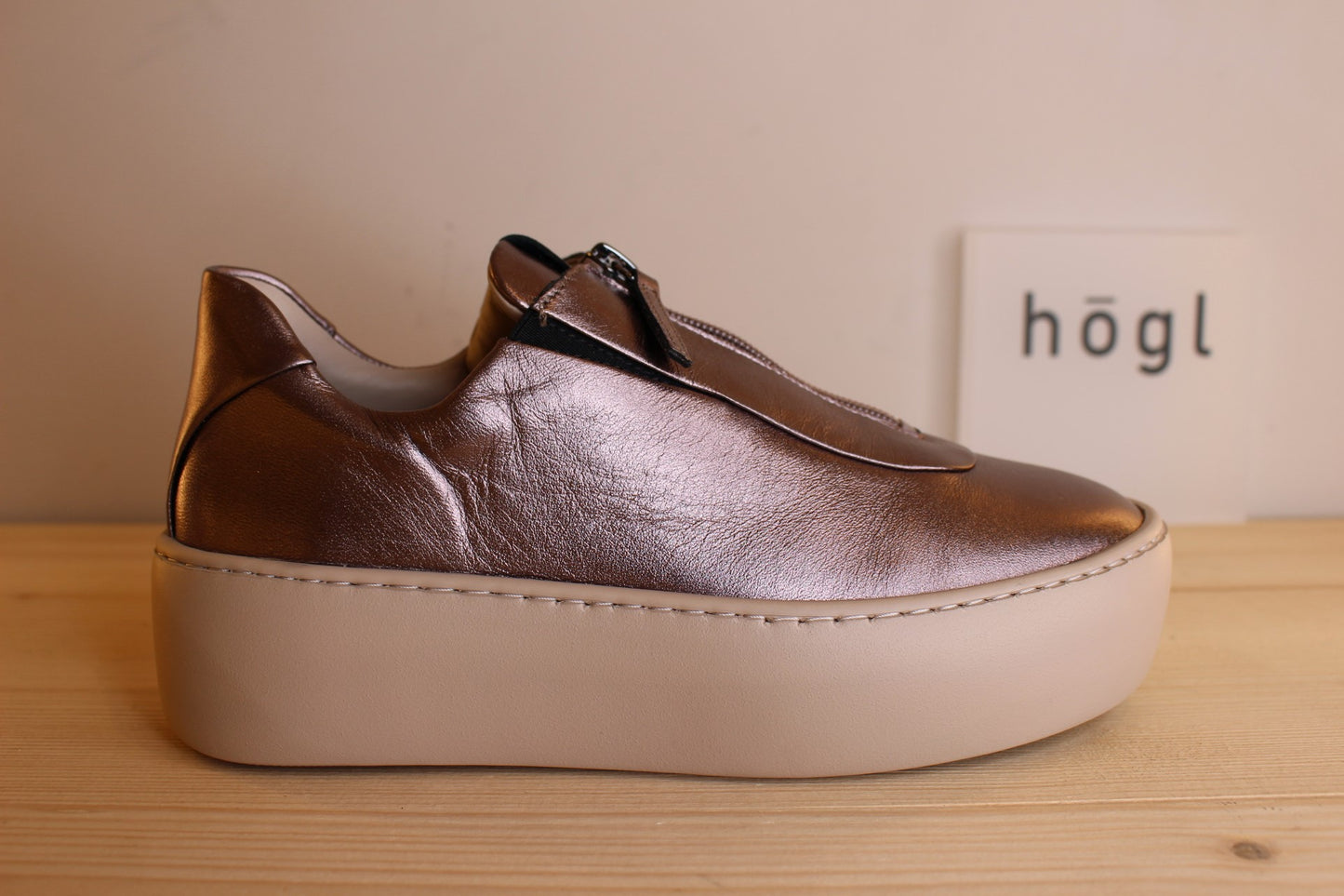 Chaussures zipées cuir métallisé semelle épaisse HOGL