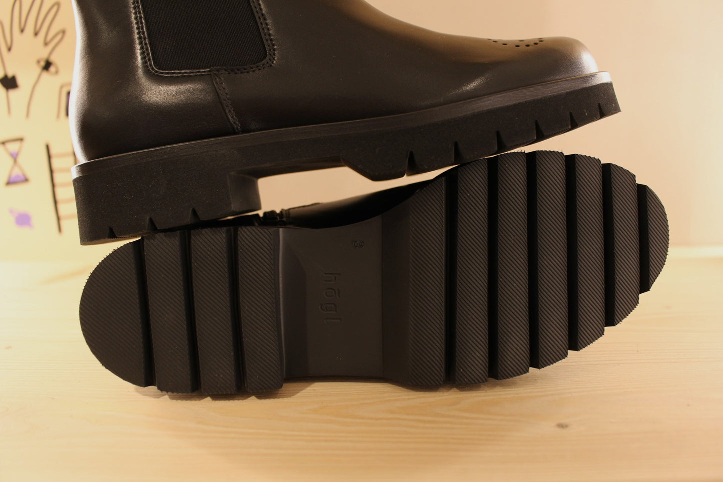 Botttines cuir noir HÖGL semelle crantée