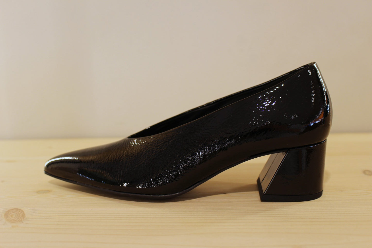 Escarpin cuir vernis bordeaux ou noir HÖGL