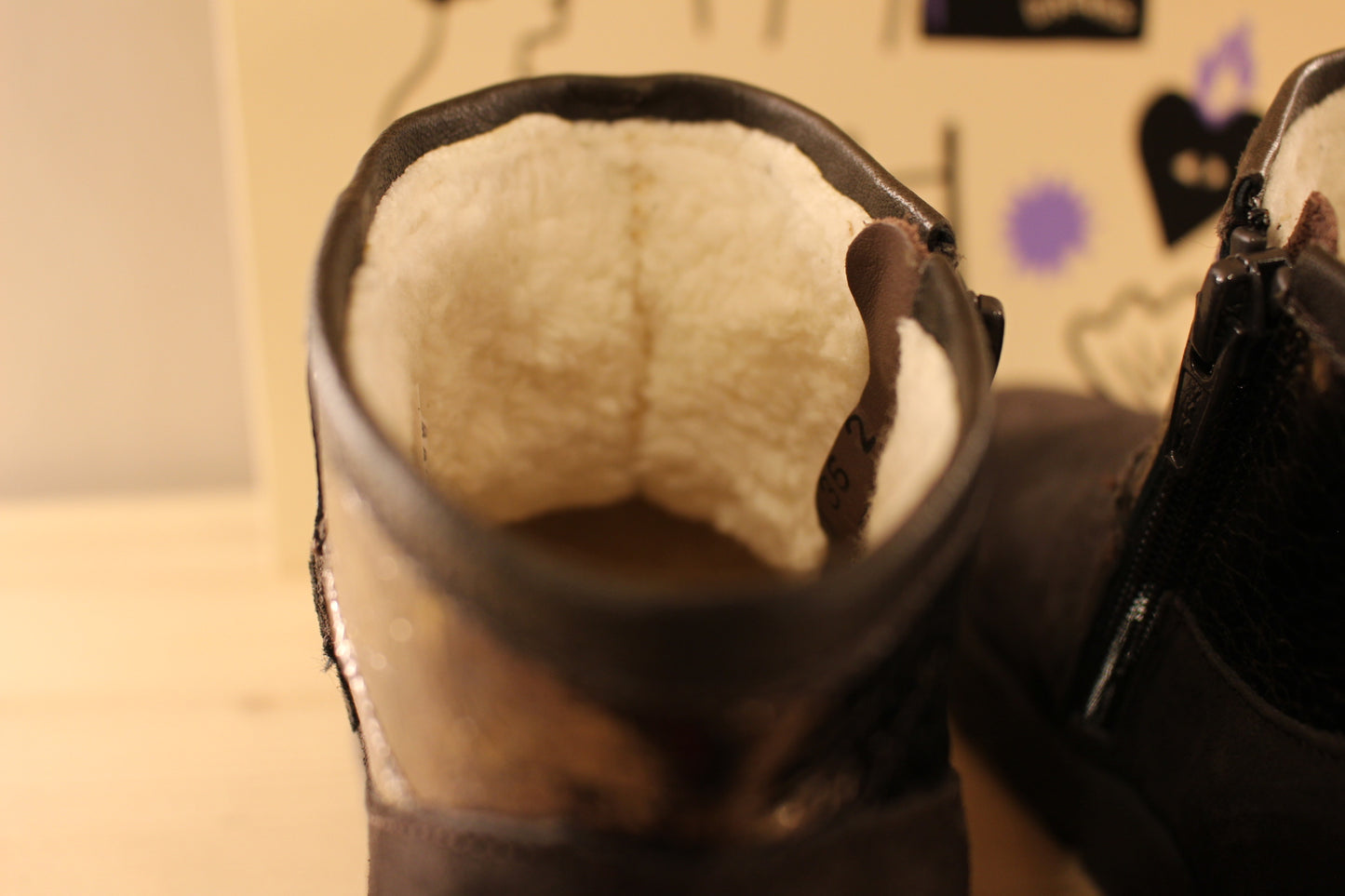 Boots en mouton de chez Think