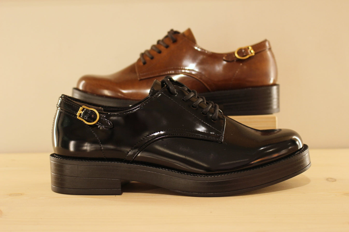 Derby VEGAN TAMARIS en noir ou muscat