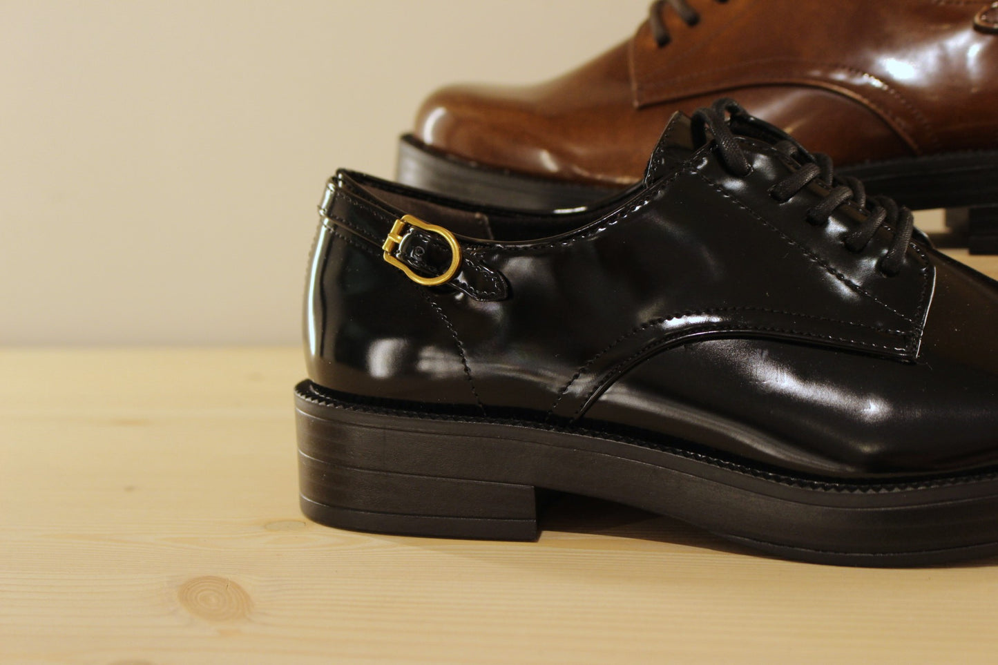 Derby VEGAN TAMARIS en noir ou muscat