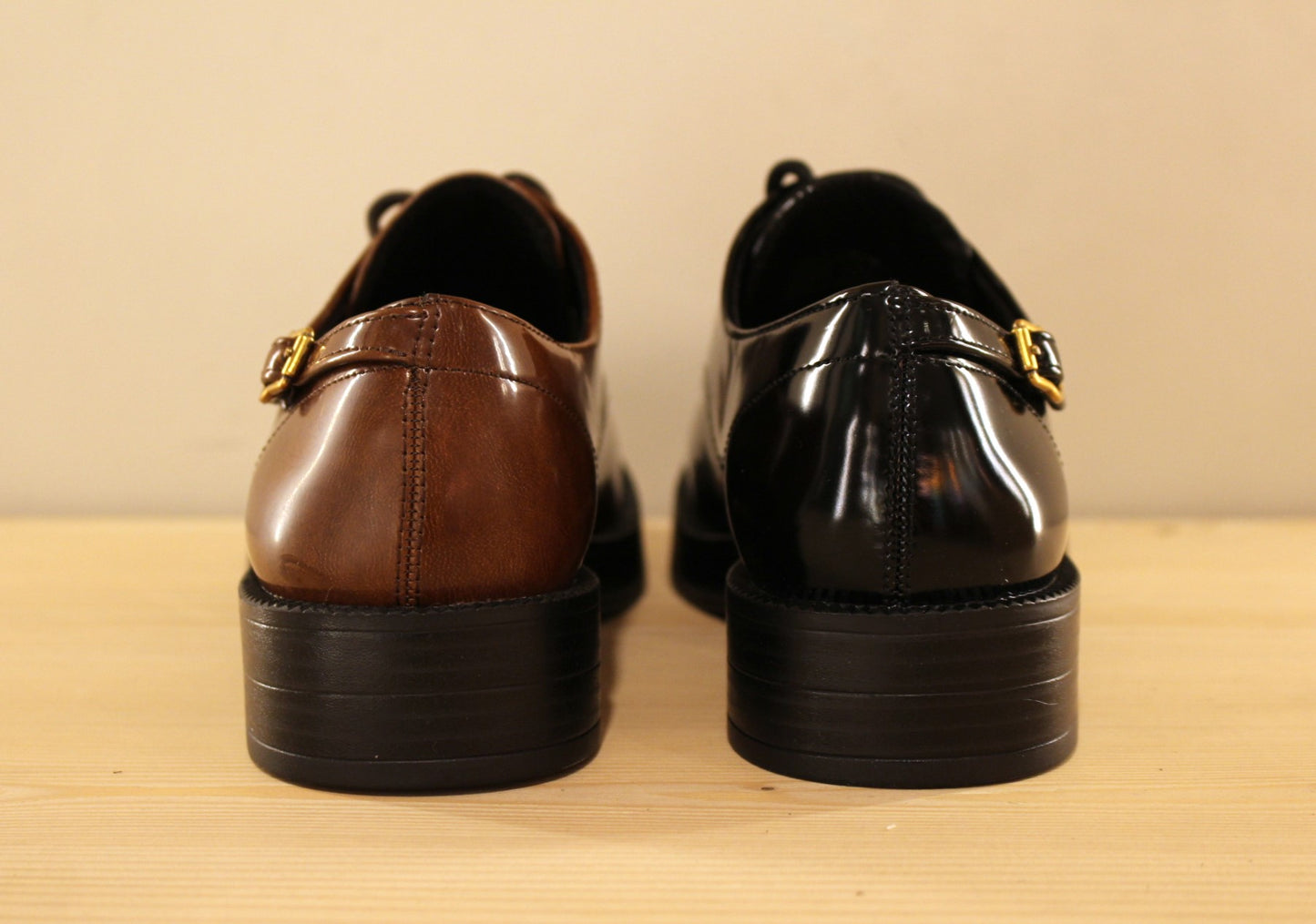 Derby VEGAN TAMARIS en noir ou muscat