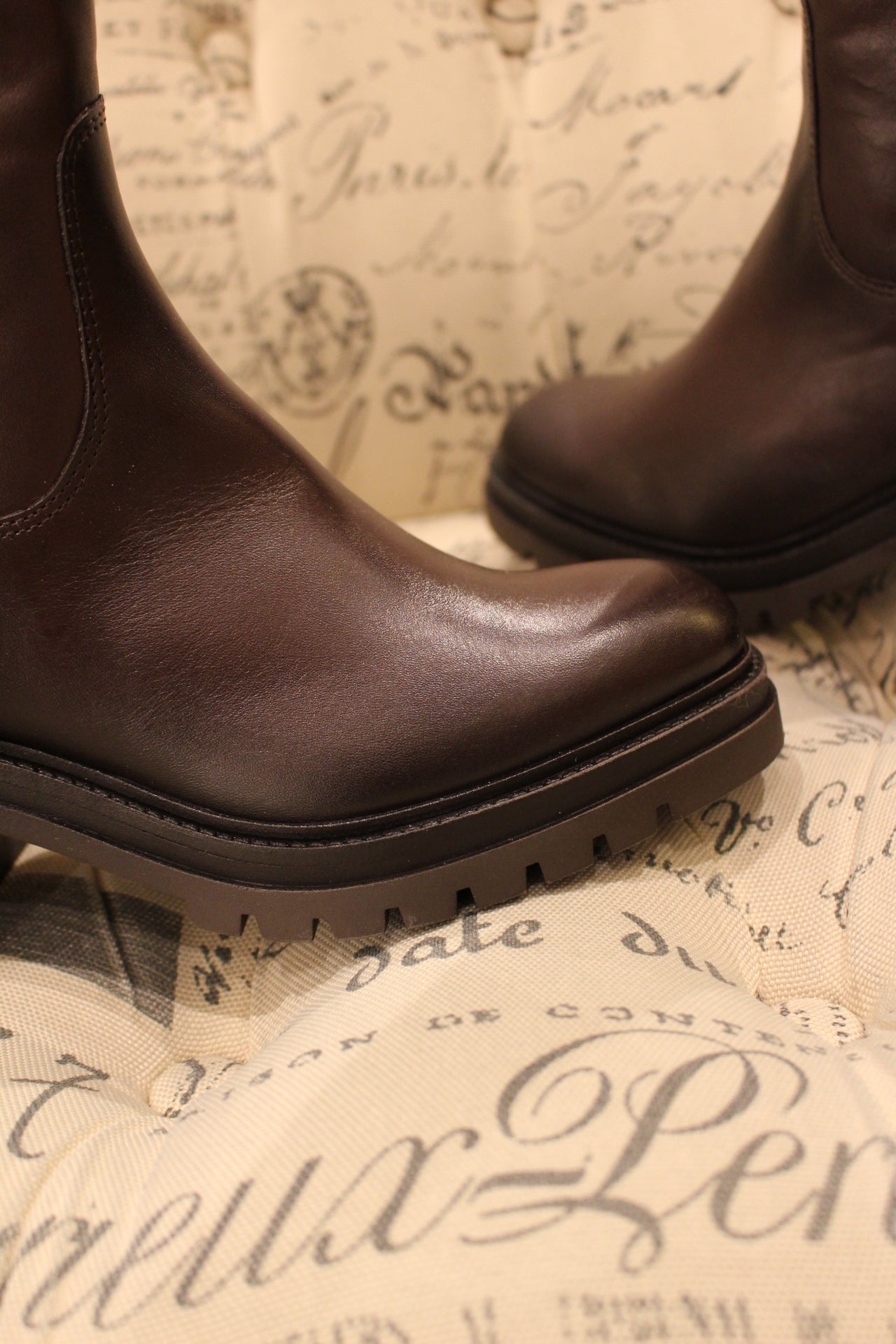 Bottes cuir marron et petit talon TAMARIS