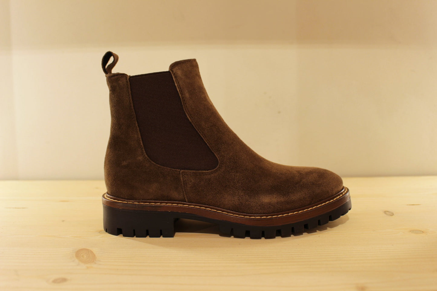 Chelsea pour femme en cuir velours marron semelle crantée ALPE