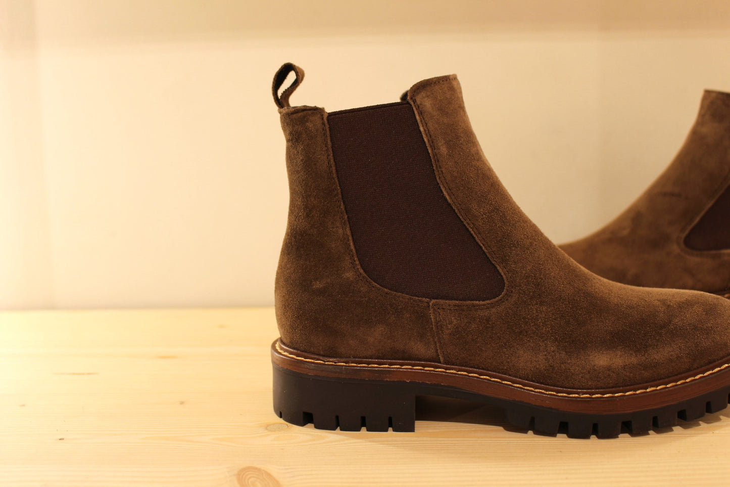 Chelsea pour femme en cuir velours marron semelle crantée ALPE