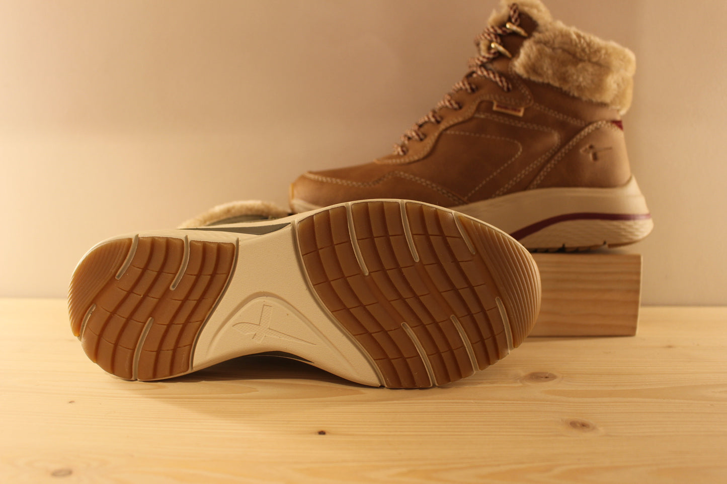 Bottine doublée chaude kaki ou cognac TAMARIS