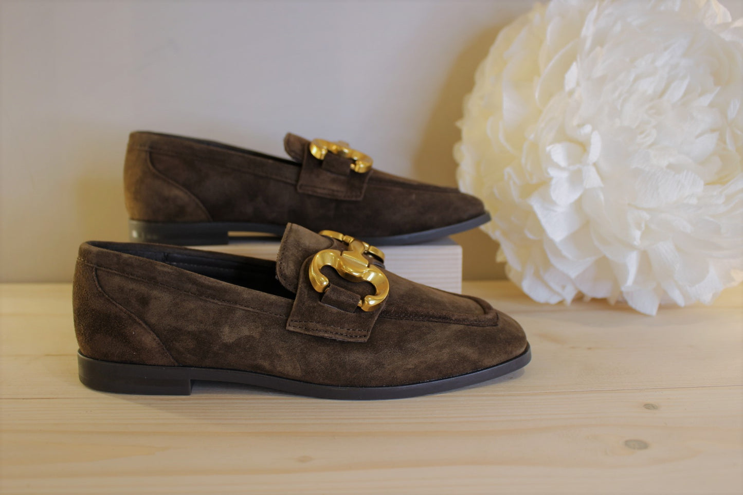 Mocassins ALPE cuir velours marron barrette décorative très souple