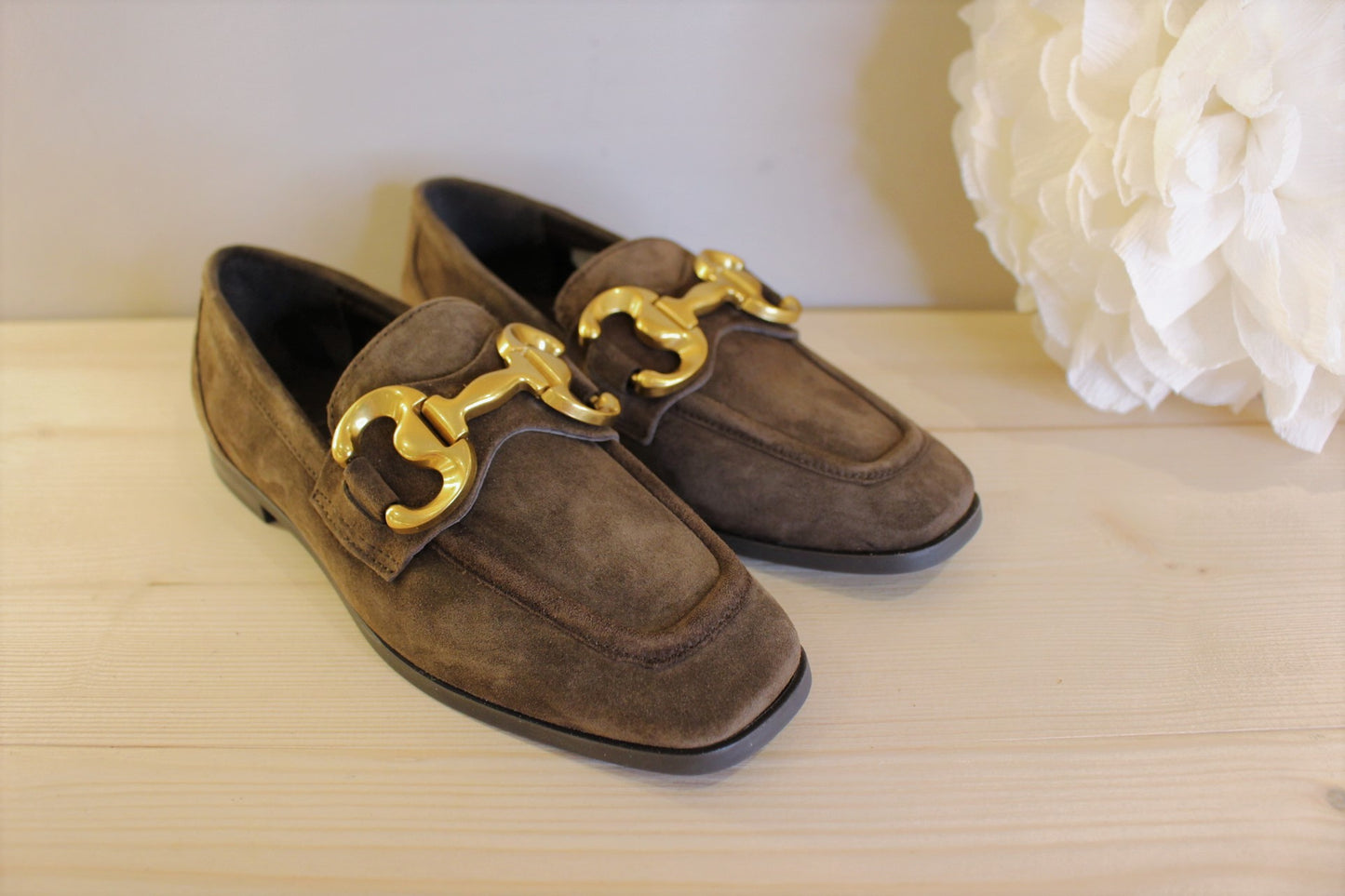 Mocassins ALPE cuir velours marron barrette décorative très souple