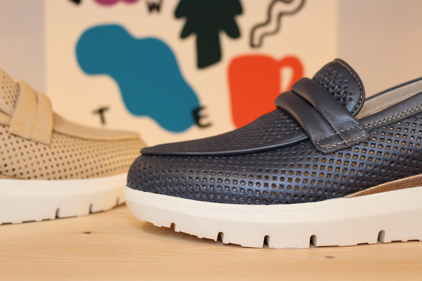 Mocassin cuir perforé PIKOLINOS semelle interne amovible