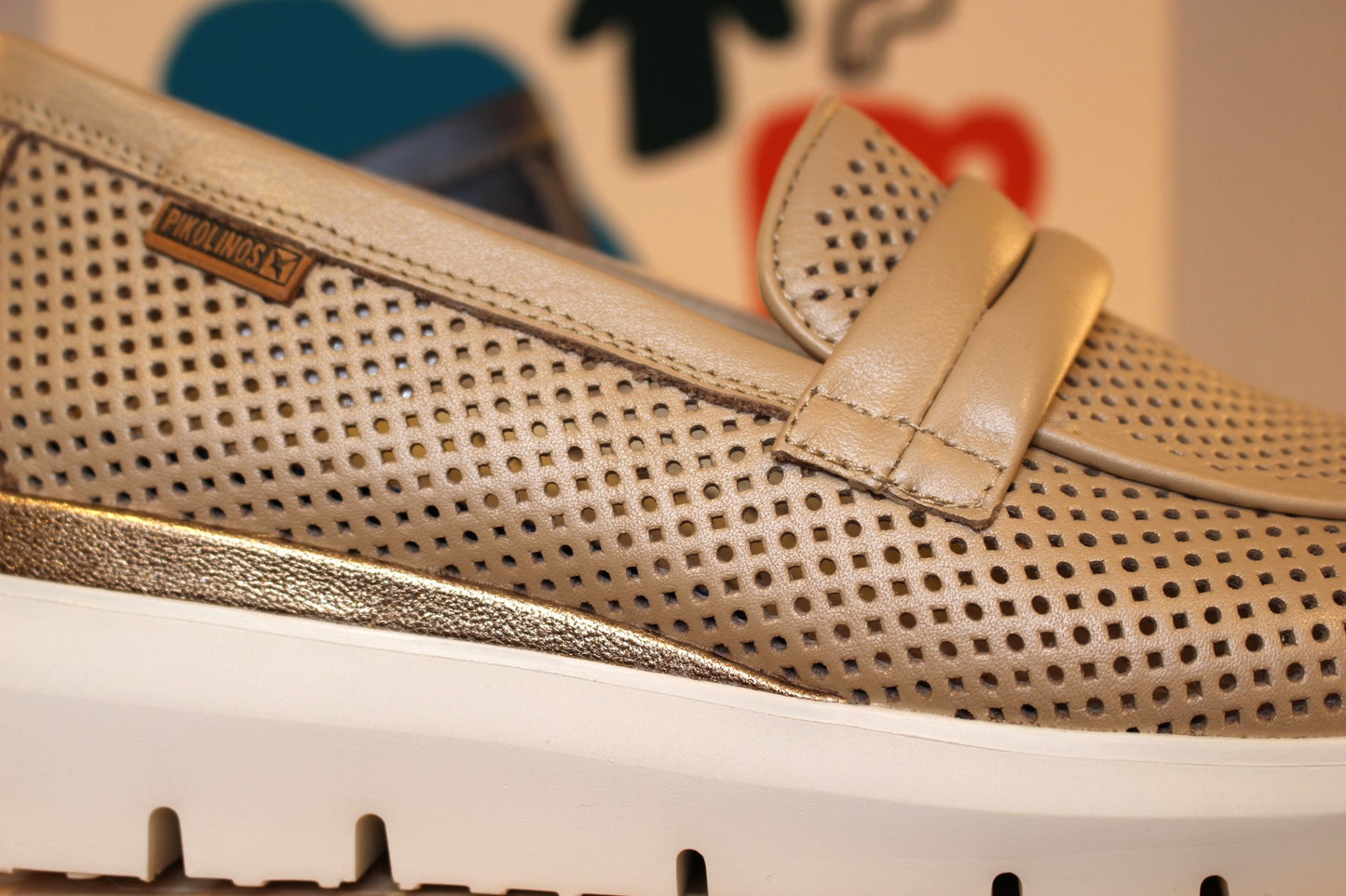 Mocassin cuir perforé PIKOLINOS semelle interne amovible