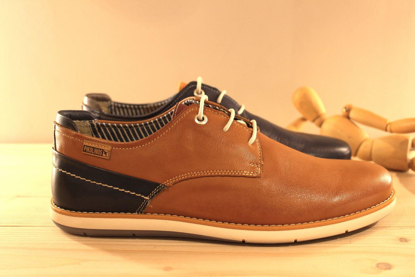 Derby homme en cuir marron ou bleu semelle interne amovible PIKOLINOS