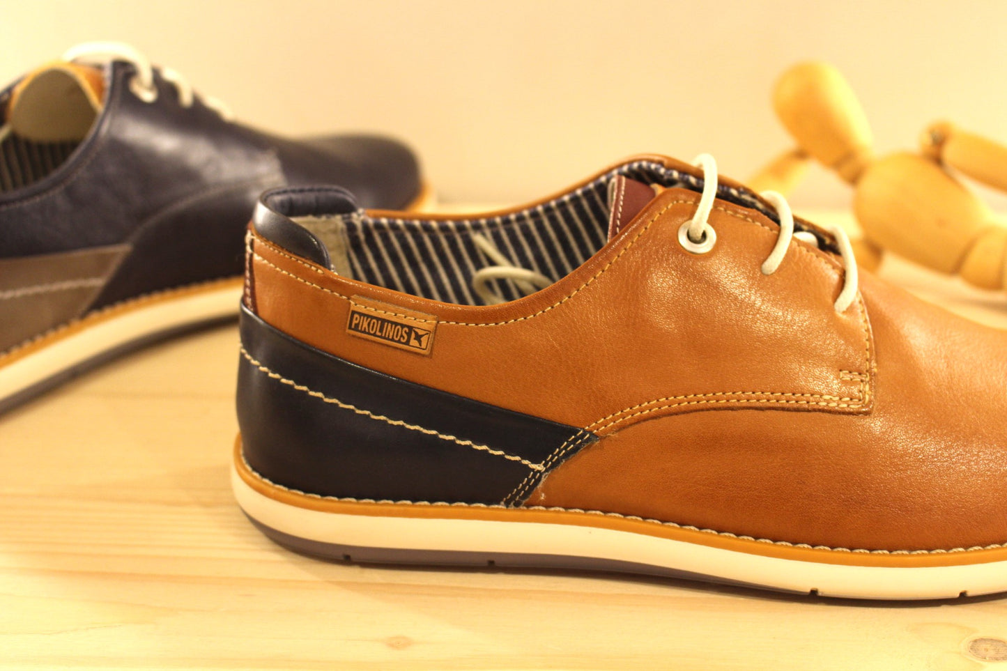 Derby homme en cuir marron ou bleu semelle interne amovible PIKOLINOS