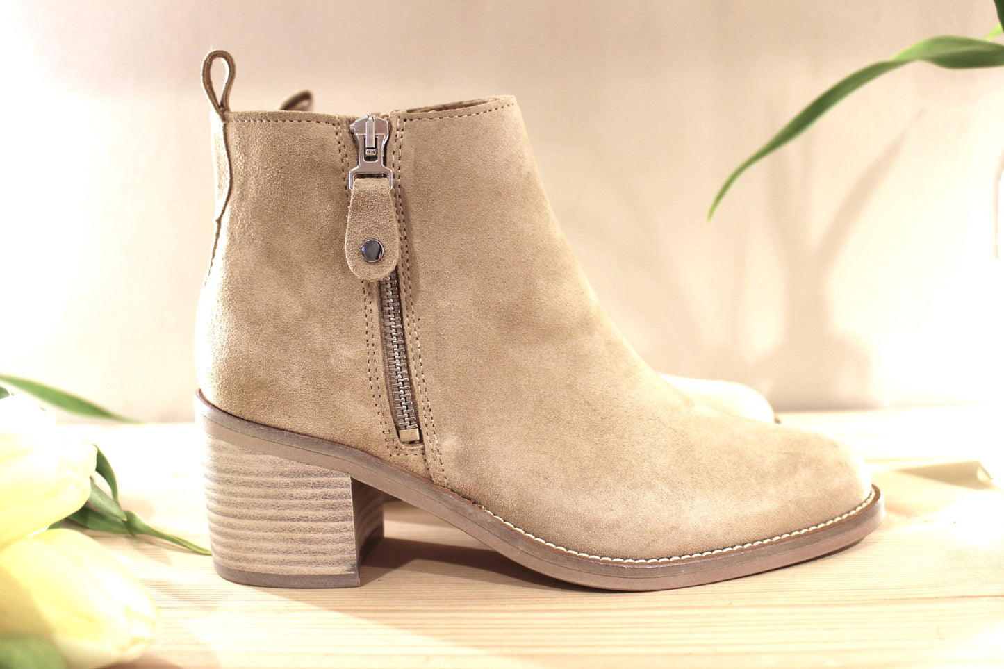 Bottine cuir velours beige zip interne fabrication espagnole ALPE