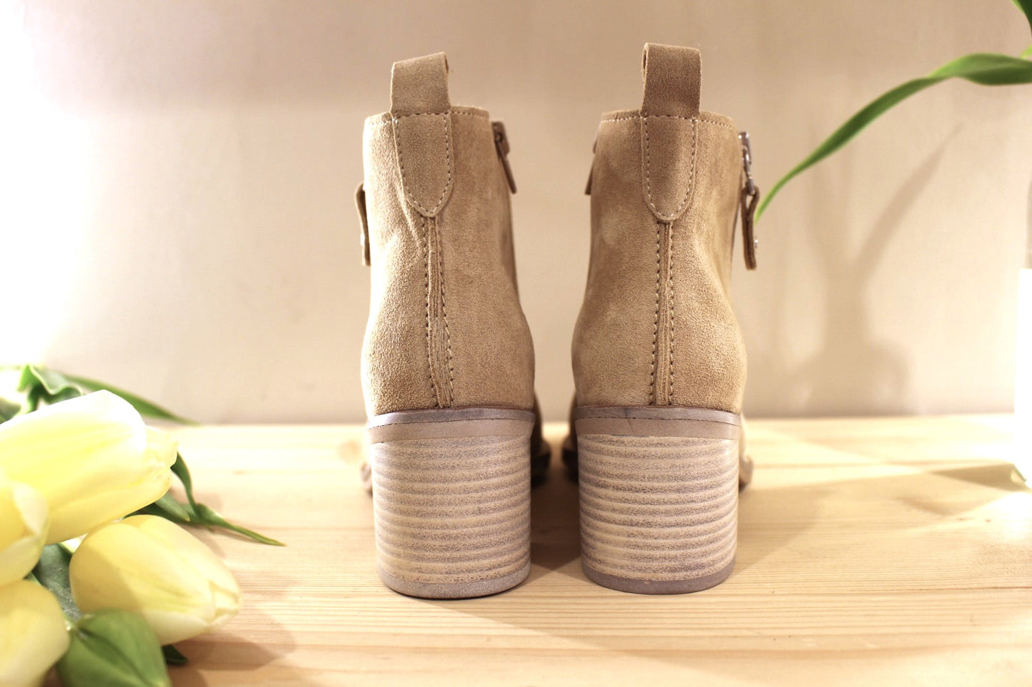 Bottine cuir velours beige zip interne fabrication espagnole ALPE