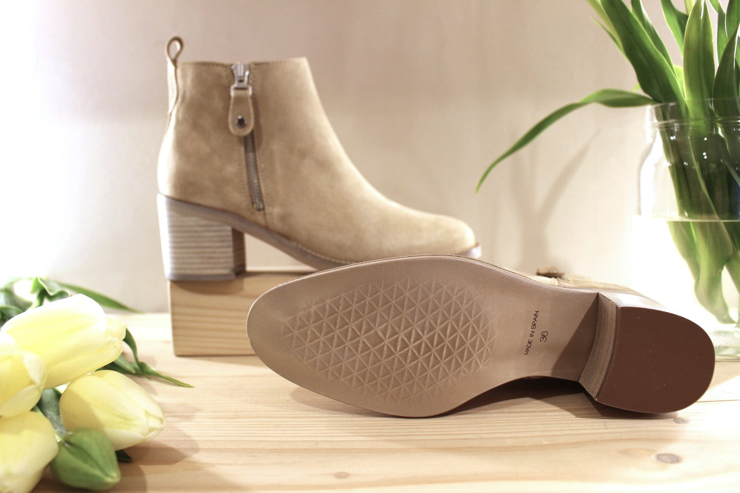 Bottine cuir velours beige zip interne fabrication espagnole ALPE