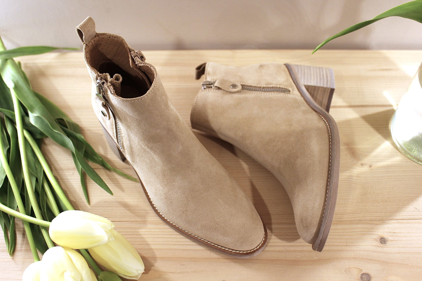 Bottine cuir velours beige zip interne fabrication espagnole ALPE