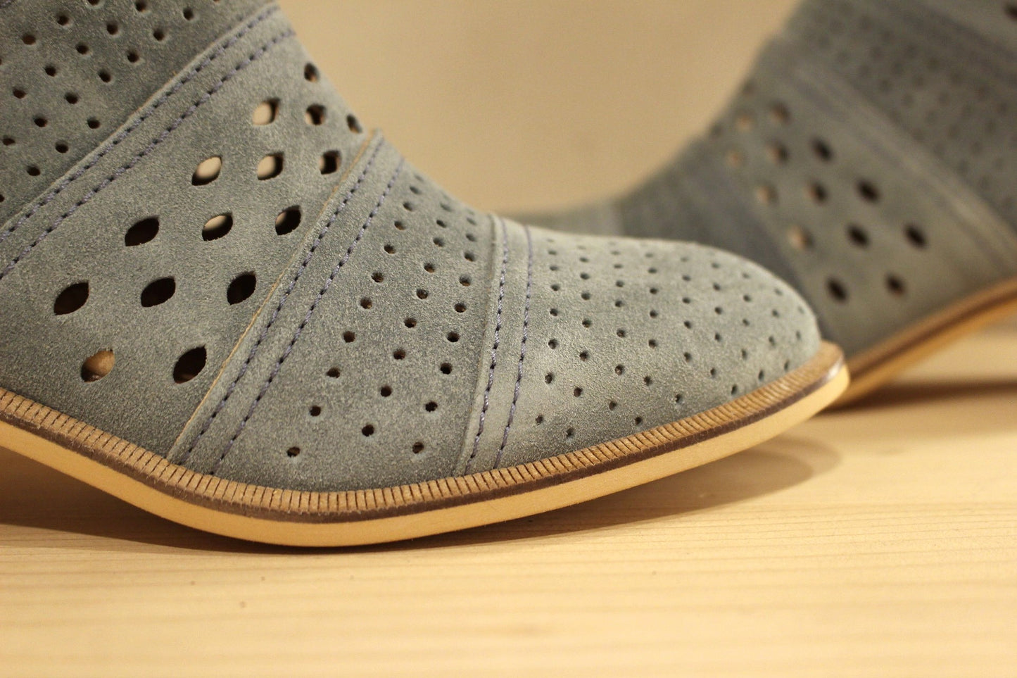 Zoom sur l'avant de la chaussure