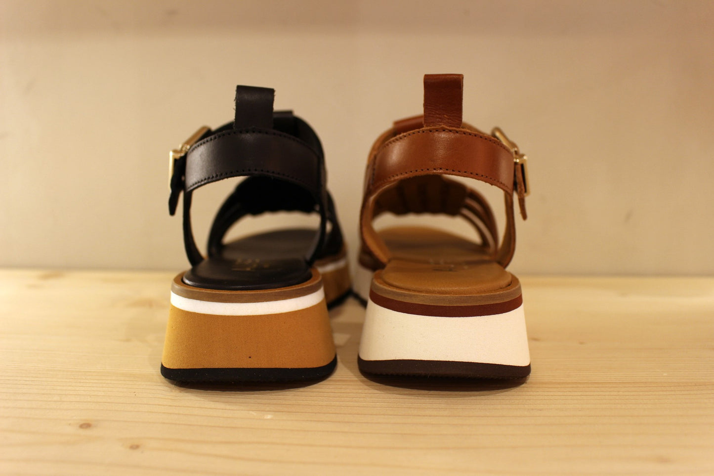 Sandale en cuir marron ou noir ALPE fabrication espagnole