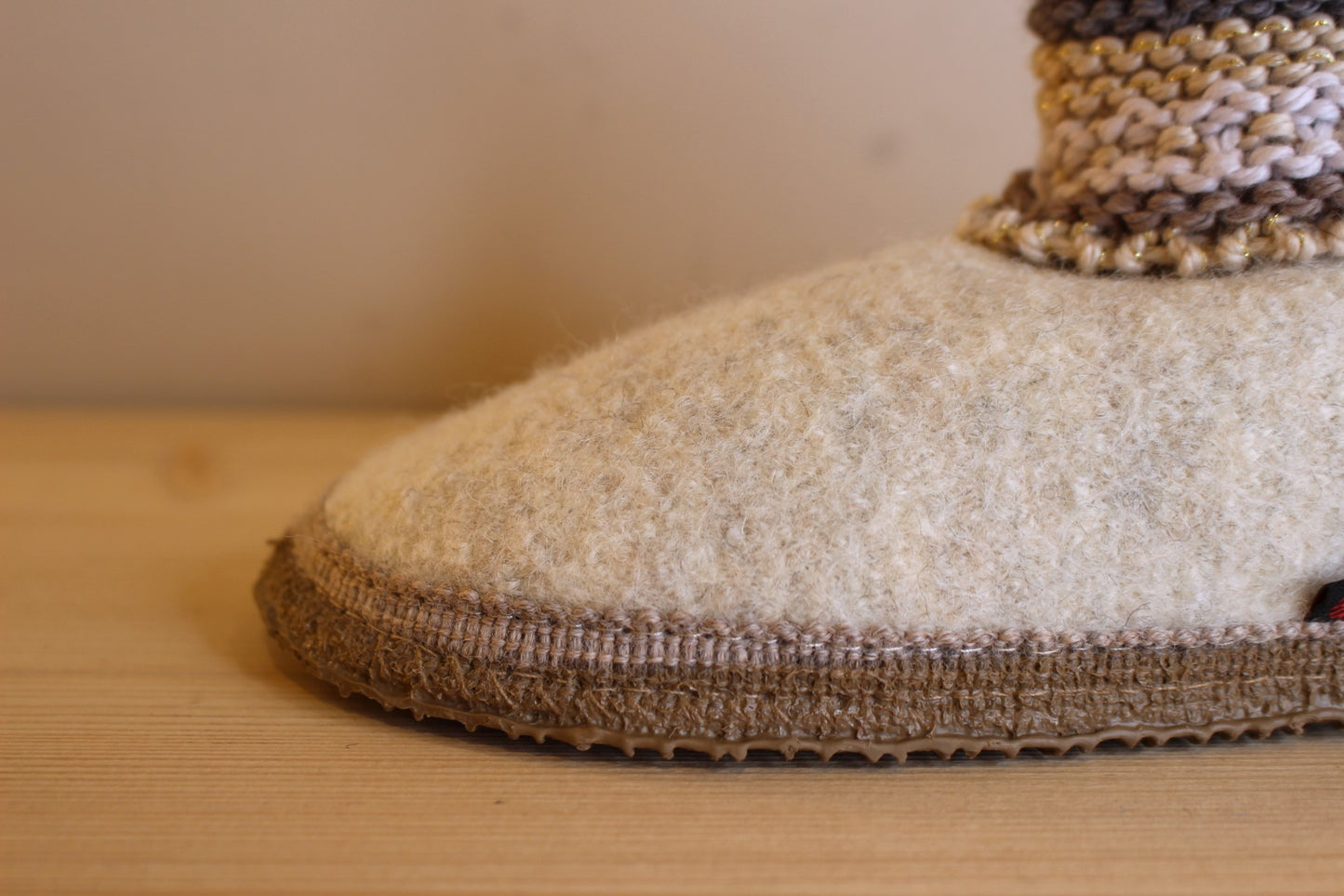Botte chausson en laine beige GIESSWEIN