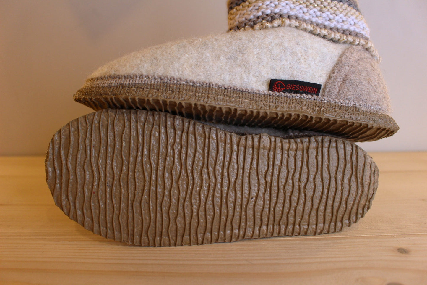 Botte chausson en laine beige GIESSWEIN
