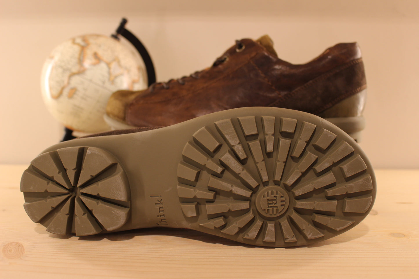 Chaussures homme THINK semelle interne amovible et chaussant très confort