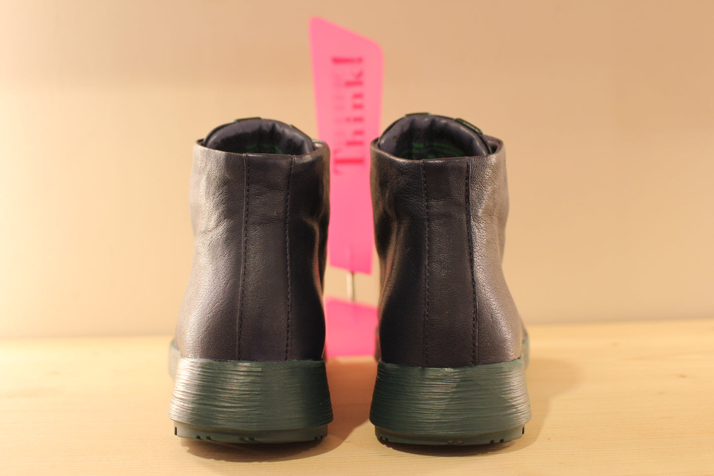 Boots cuir bleu marine et vert THINK femme