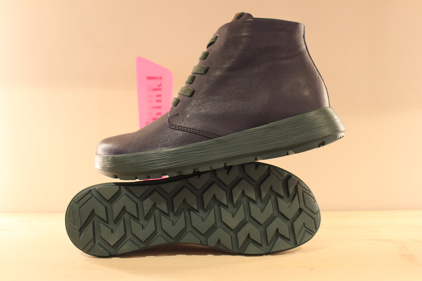 Boots cuir bleu marine et vert THINK femme
