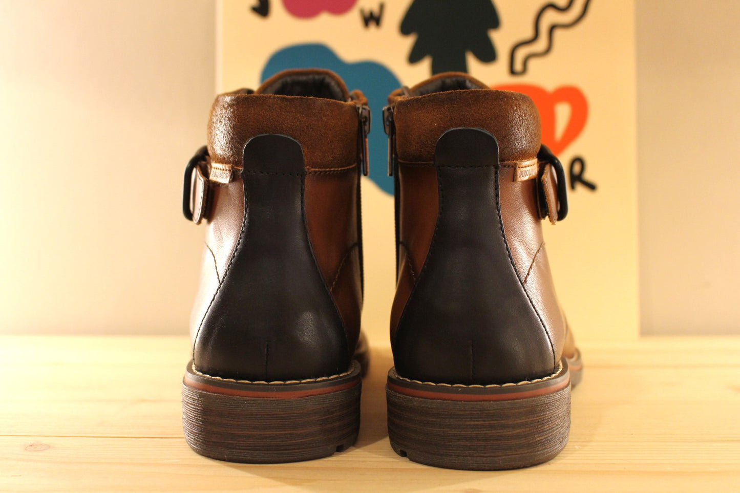 Bottines homme en cuir sport chic de chez PIKOLINOS