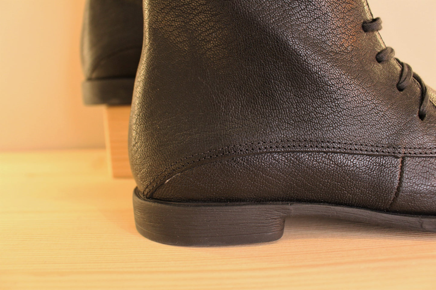Bottines cuir noir semelles amovibles doublées polaire THINK