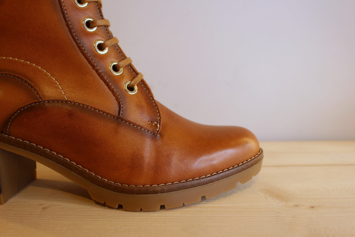 Bottine cuir petit talon PIKOLINOS