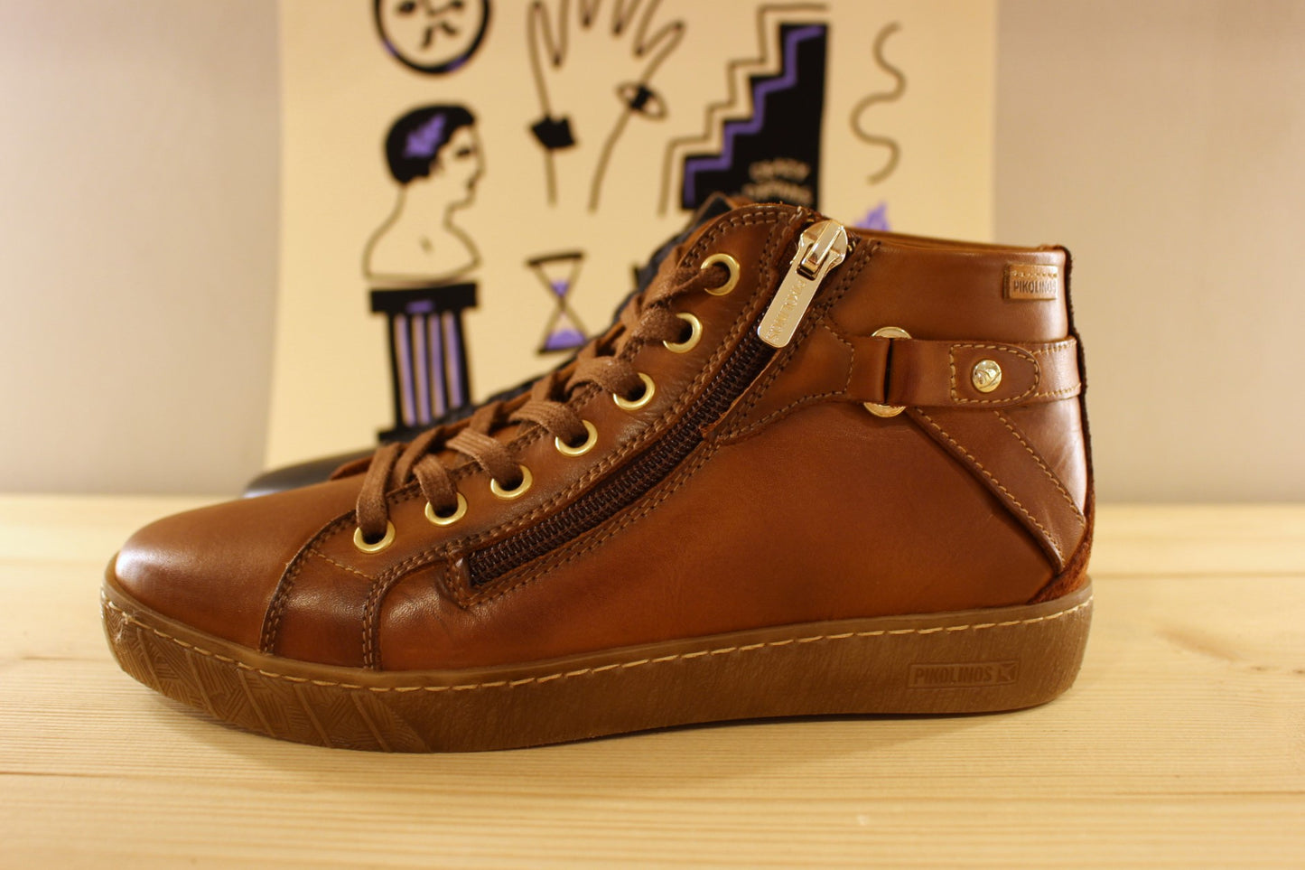 Basket femme en cuir marron clair ou noir PIKOLINOS