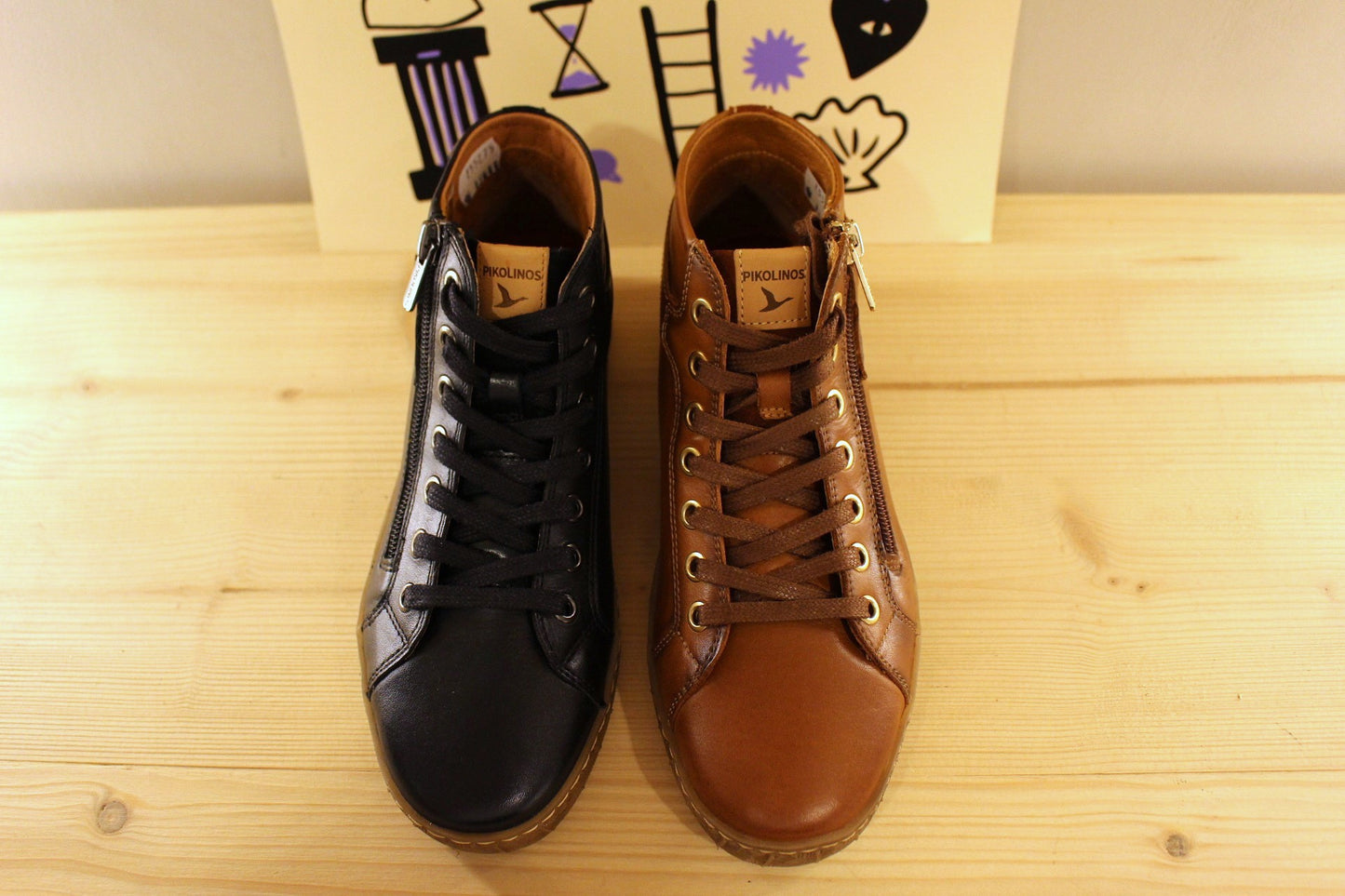 Basket femme en cuir marron clair ou noir PIKOLINOS