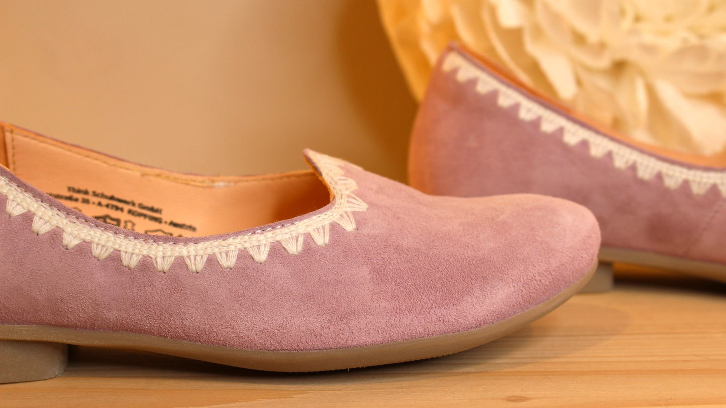 Ballerine en velours rose et surpiqûres blanche Fabrication autrichienne THINK