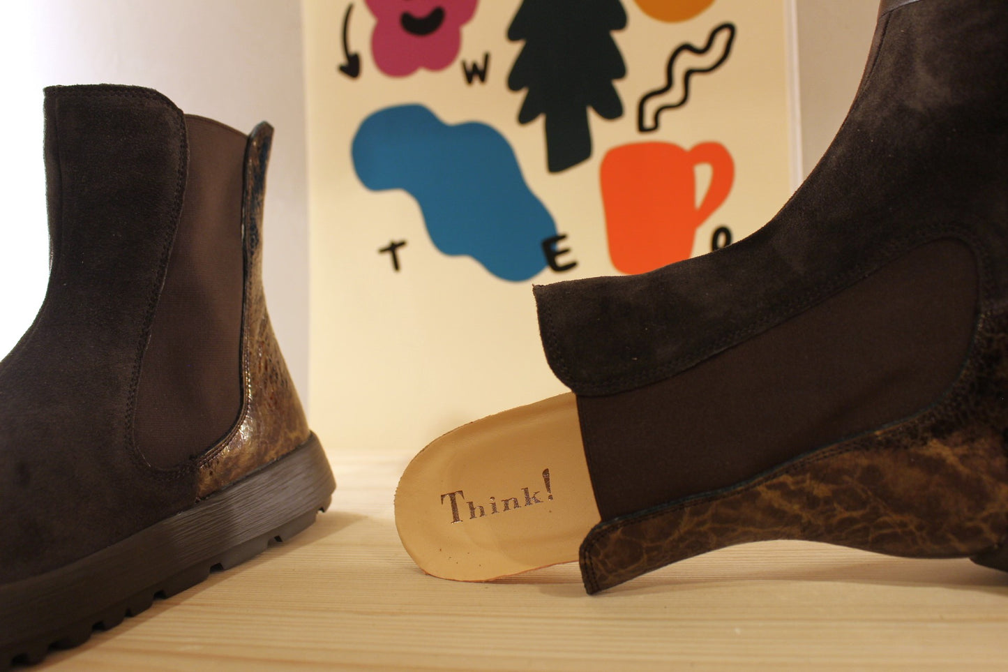 Bottines chelsea en cuir velours chocolat et métallisé THNK