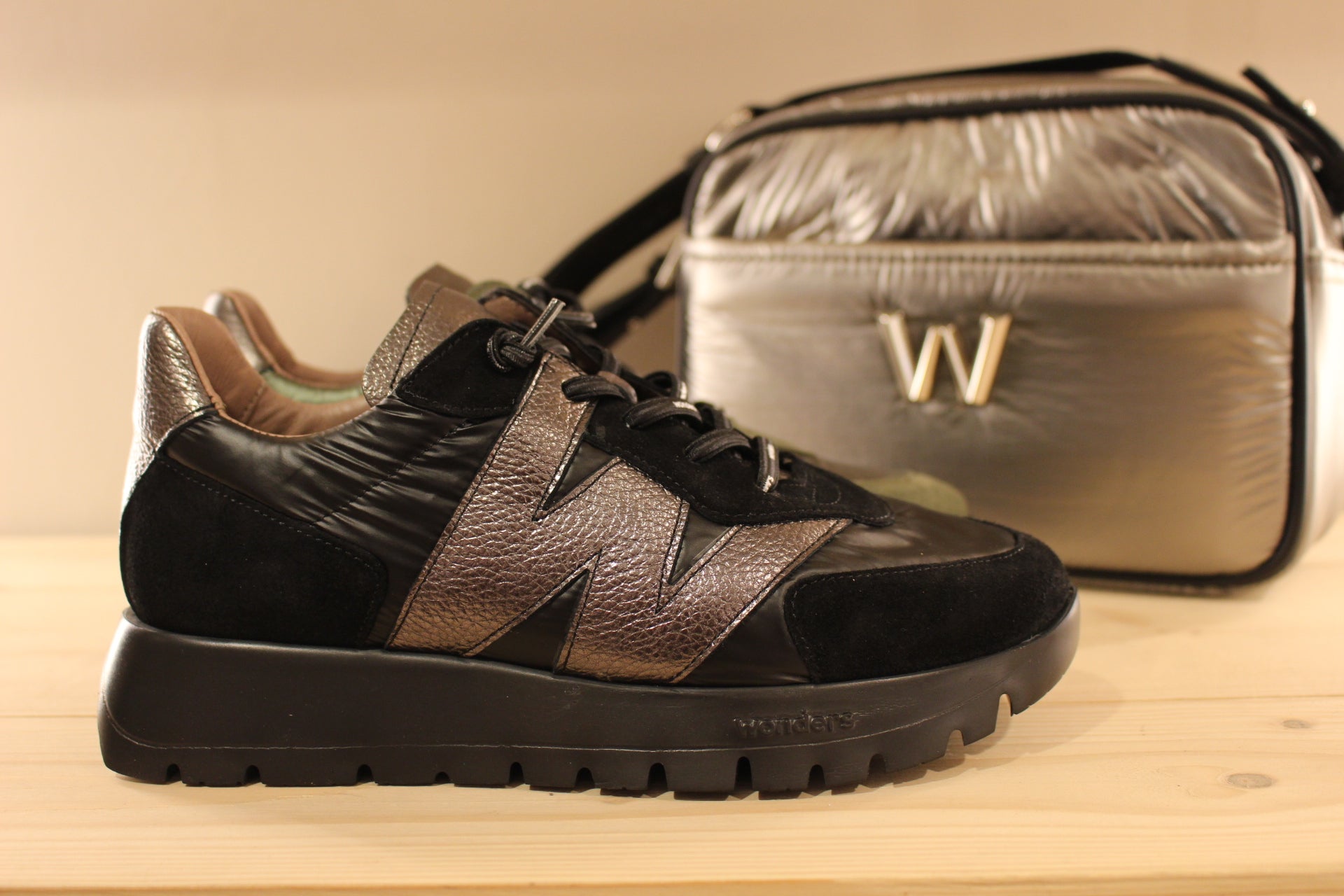 Chaussures WONDERS A 2464