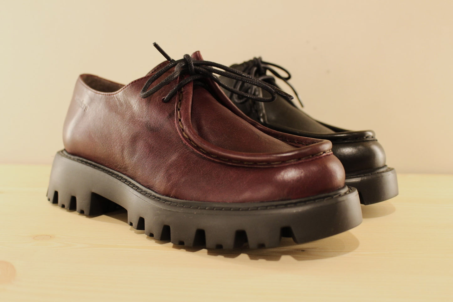 Derby cuir noir ou bordeaux WONDERS