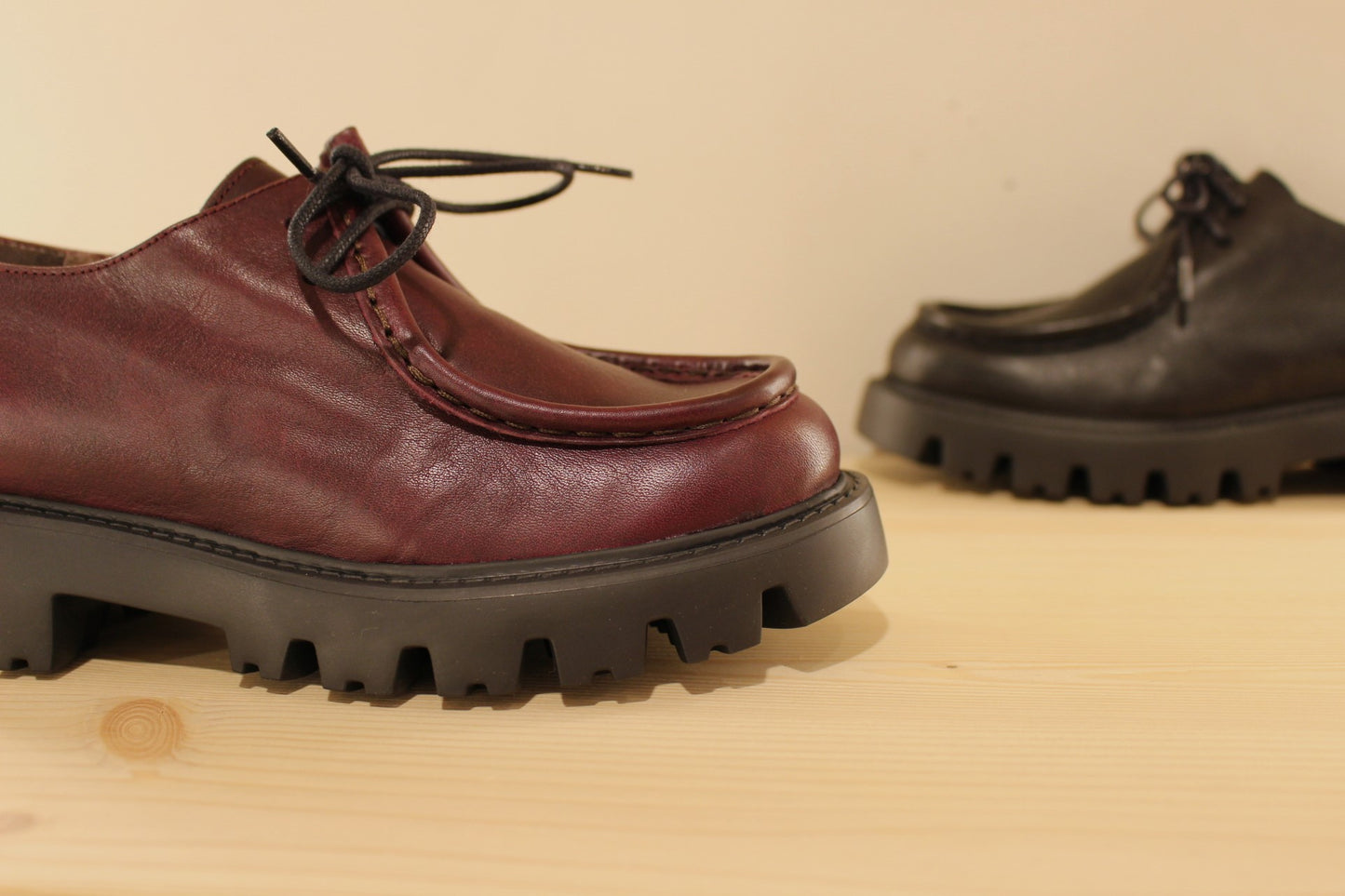 Derby cuir noir ou bordeaux WONDERS