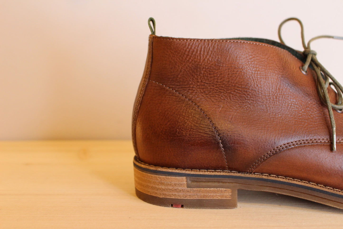 Boots LLOYD cuir havane serrage lacets semelle gomme