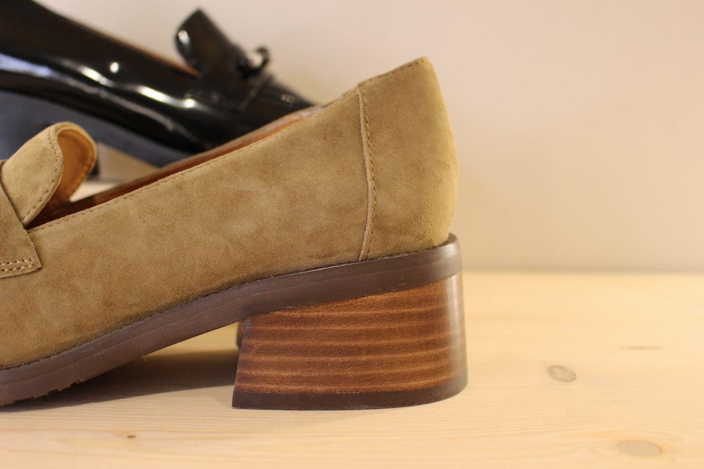 Mocassin femme cuir noir ou argile MAMZELLE