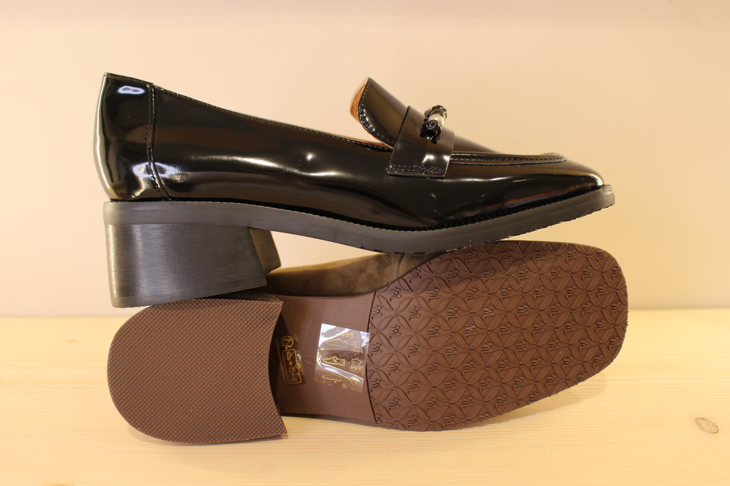 Mocassin femme cuir noir ou argile MAMZELLE