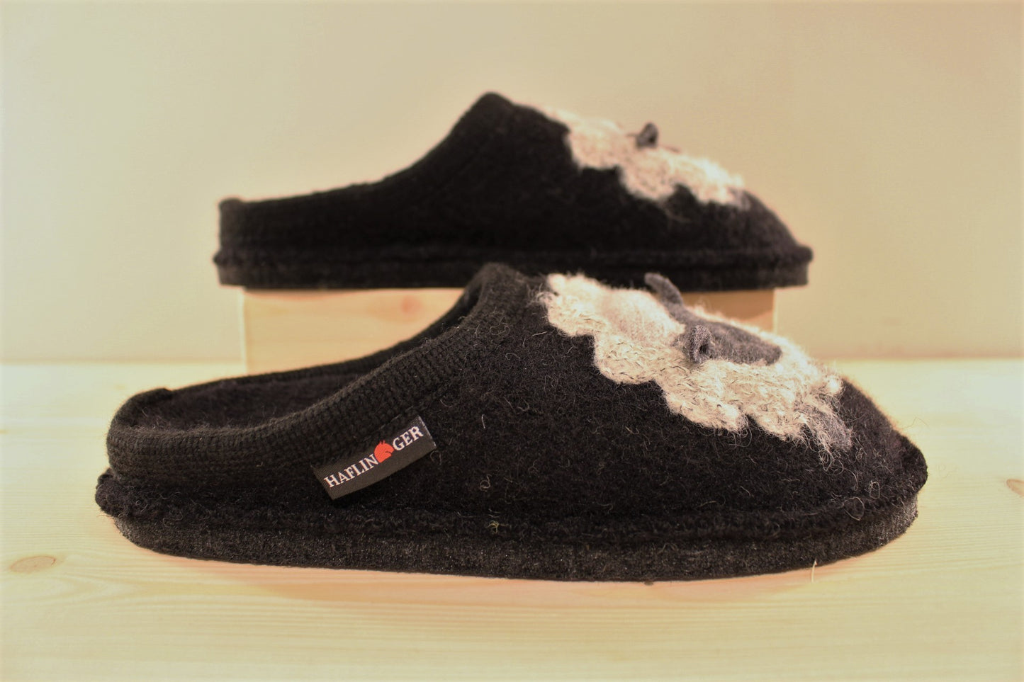 Chausson femme et homme pur laine HAFLINGER