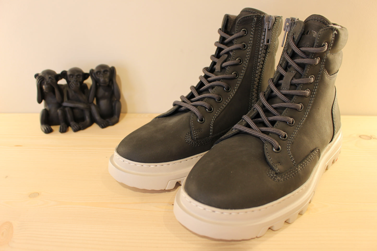 Bottines cuir gras gris LLOYD semelle amovible