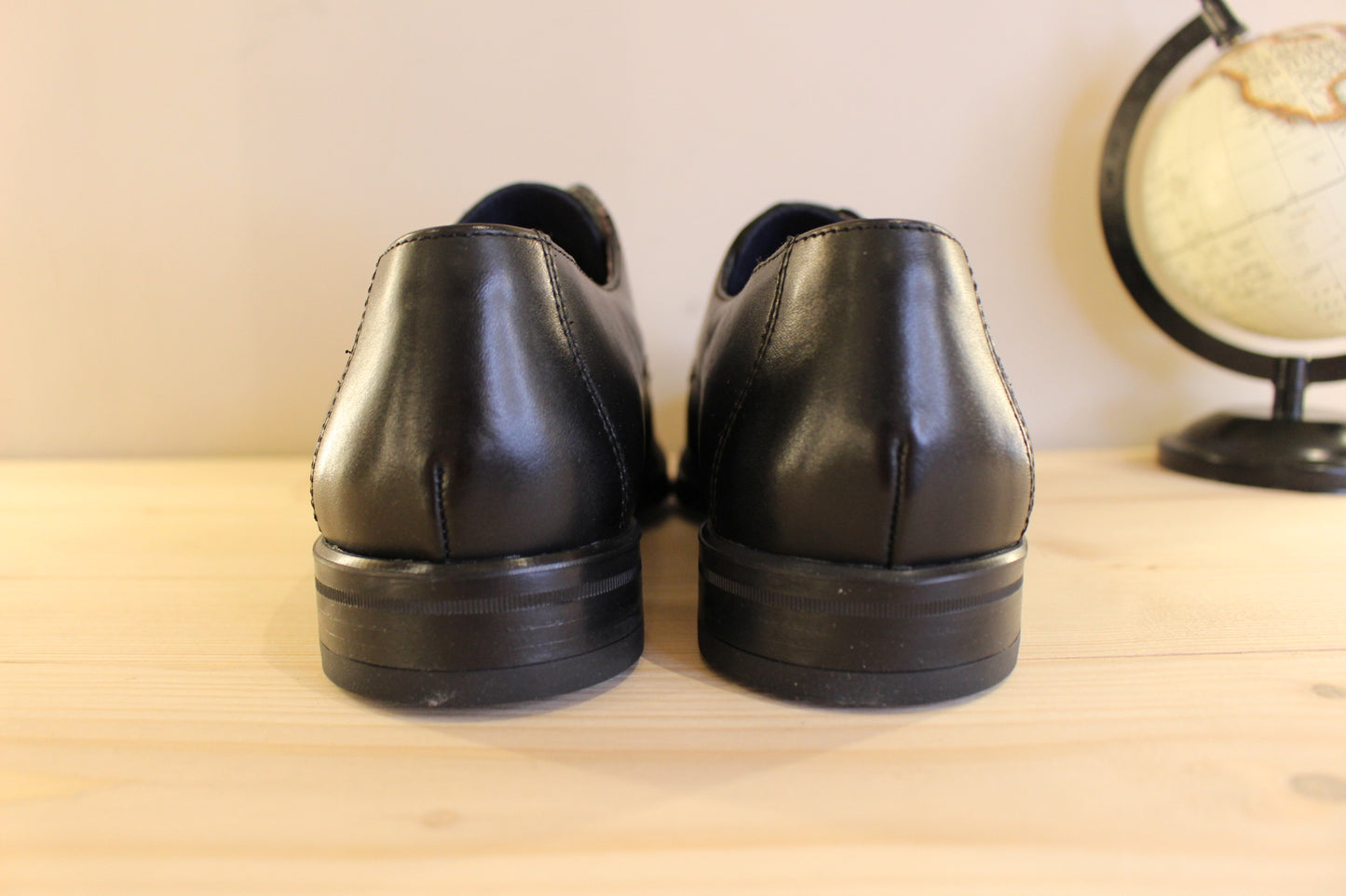 Derby cuir noir semelle gomme extra souple LLOYD
