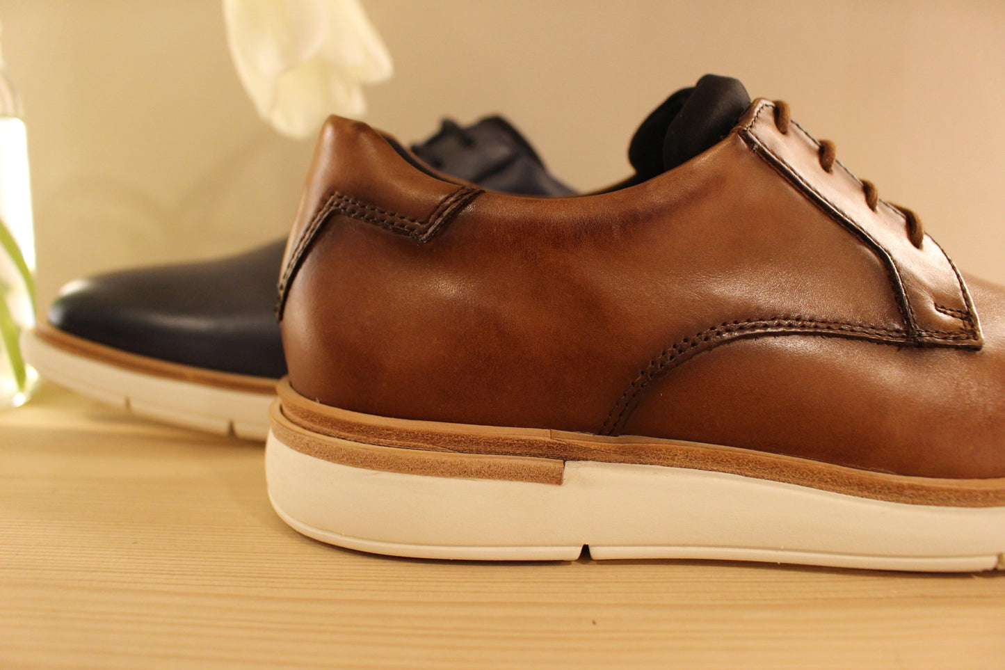 Derby sport camel ou bleu avec semelles amovibles LLOYD