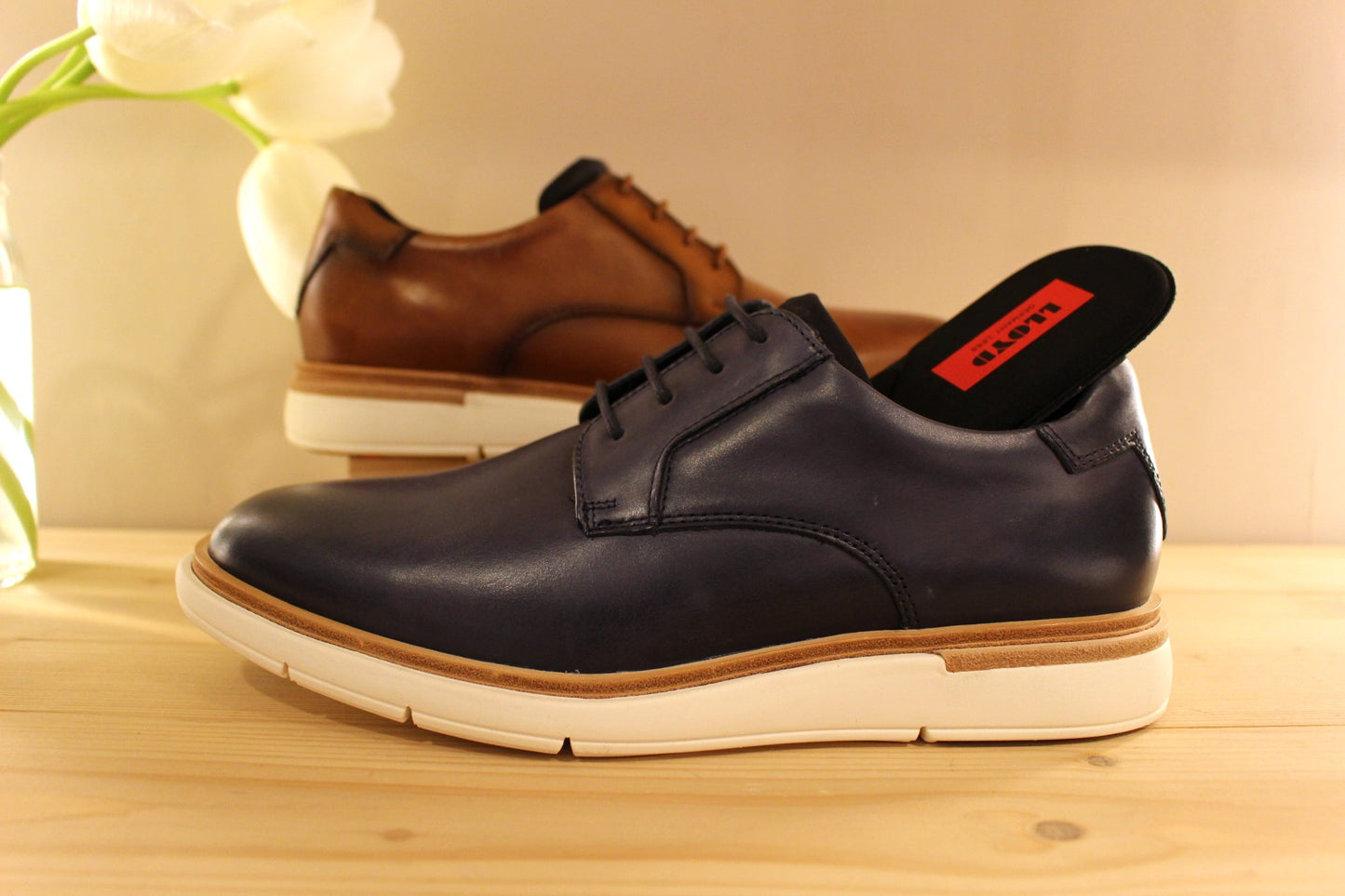 Derby sport camel ou bleu avec semelles amovibles LLOYD