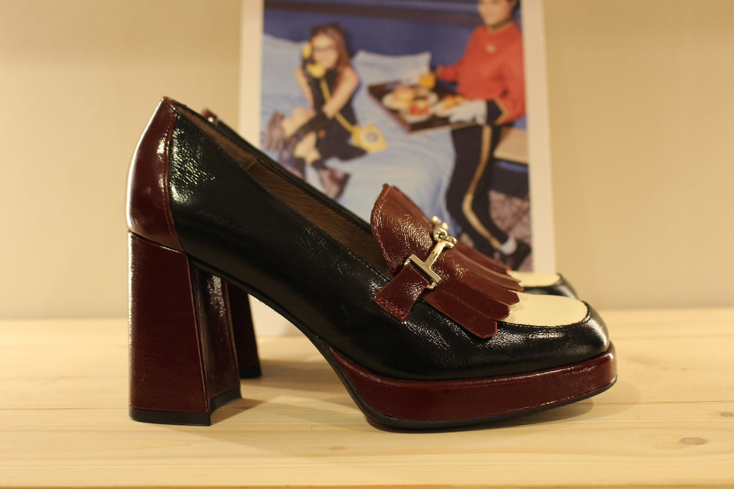 Mocassin à talon cuir laqué noir bordeaux et blanc WONDERS