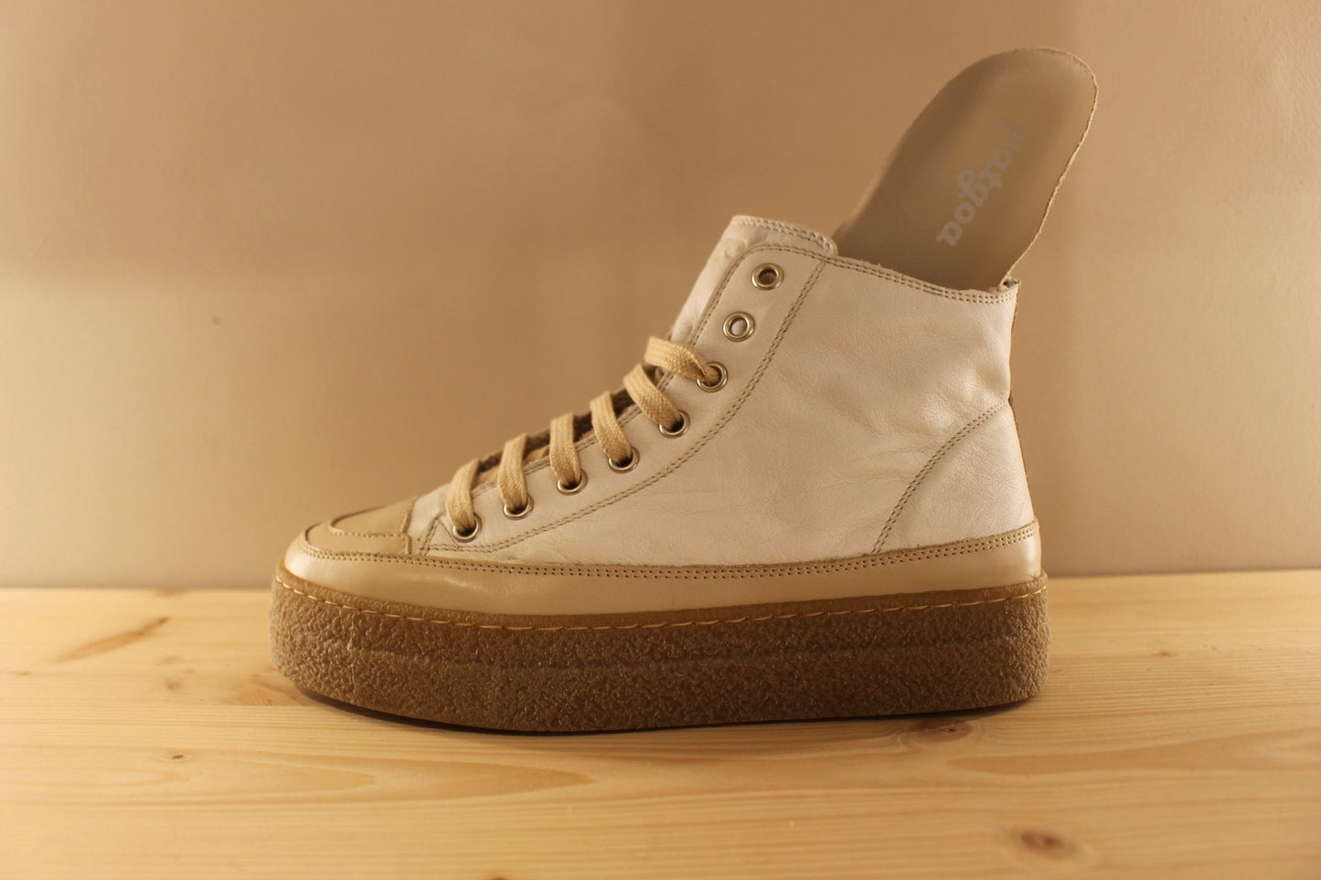 Basket italienne pour femme en cuir et doublées polaire semelle compensée