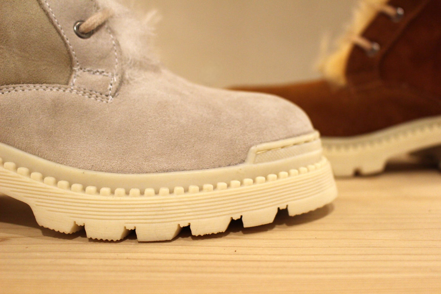 Bottines chaudes en cuir marron ou blanc cassé HOOPER