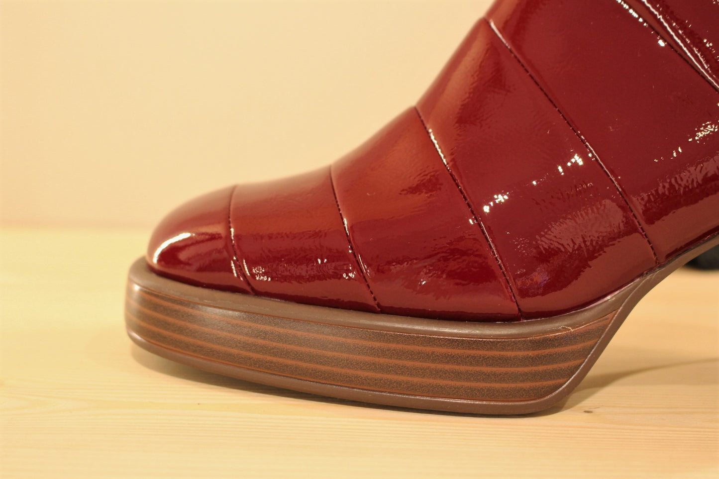Bottines femme cuir vernis bordeaux ou noir MAMZELLE